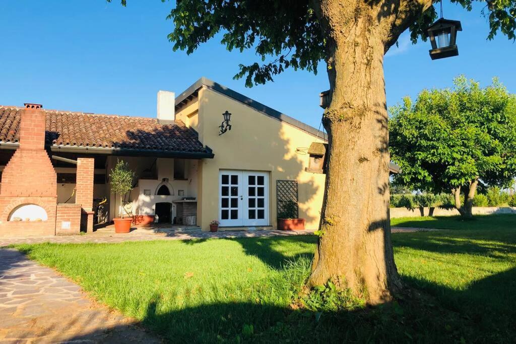 La Casa Nei Campi Villa Badia Pavese Buitenkant foto